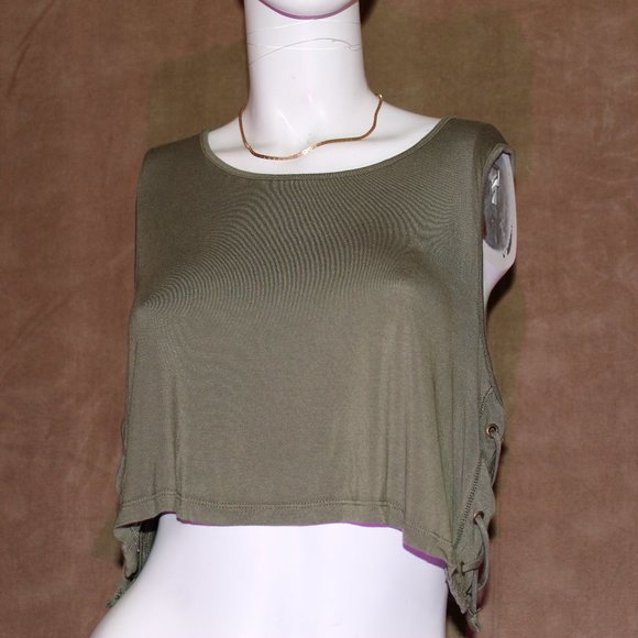 Cute Crop Tank Top - Picture 1 of 5
